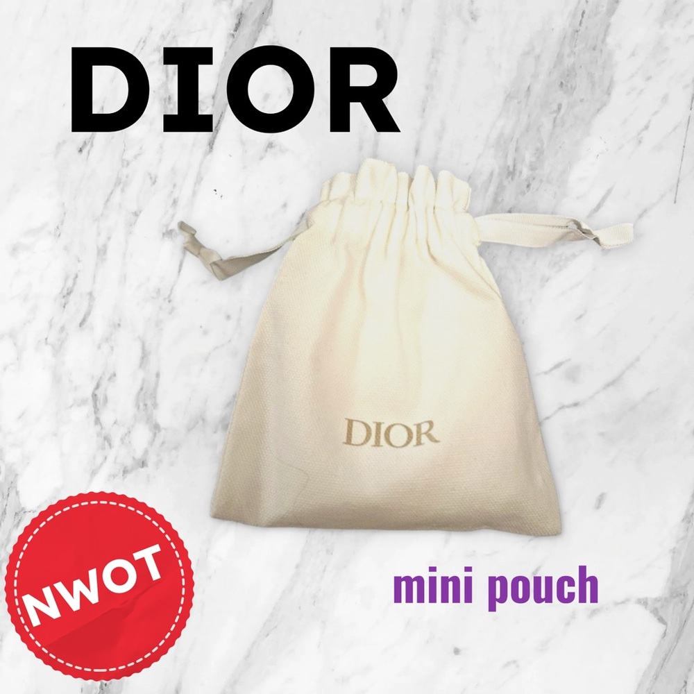 *🆕*NEW* DIOR | MINI | Chic Cream & Gold logo mini pouch - canevas & Drawstring